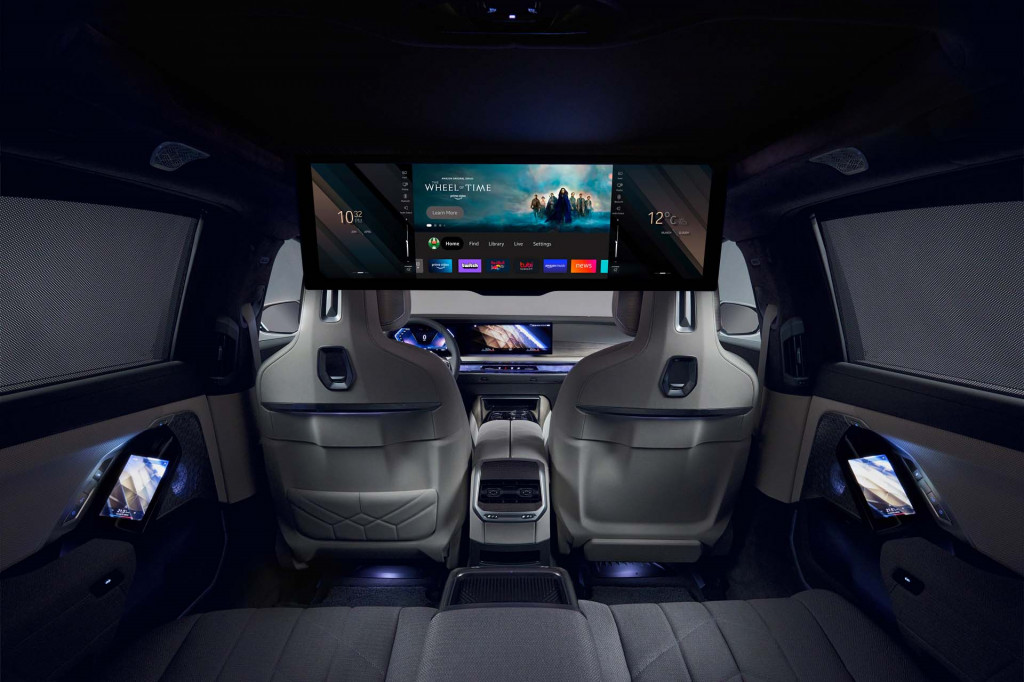 2023 BMW i7