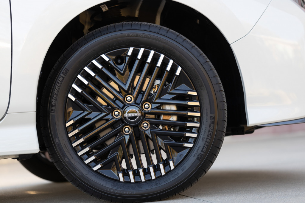 2023 Nissan Leaf