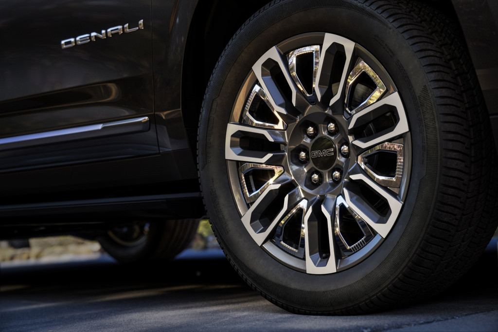 2023 GMC Yukon Denali Ultimate