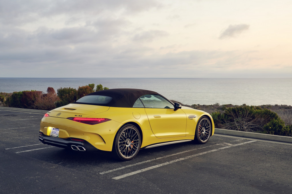 2022 Mercedes-Benz AMG SL 63 2022 Mercedes-Benz AMG SL 63