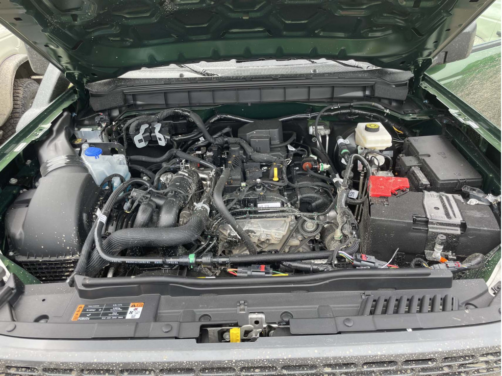 The Bronco Everglades features a custom intake design that is routed differently than other Broncos thanks to the snorkel