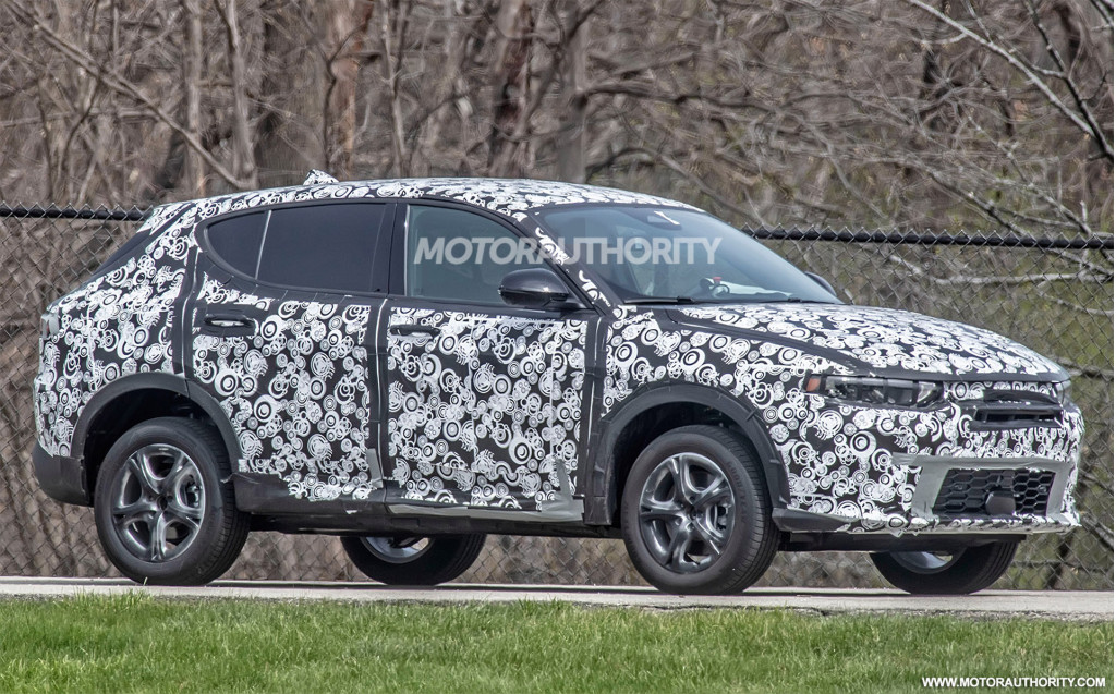 2023 Dodge Hornet spy shots - Photo credit: S. Baldauf/SB-Medien