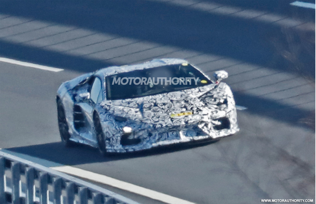 2023 Lamborghini Aventador successor spy shots - Photo credit: S. Baldauf/SB-Medien