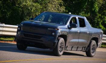 GM trademarks Sidewinder for future steering systems