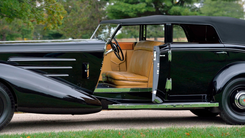 1936 Duesenberg Model J Rollston Convertible Berline - Photo credit: Mecum