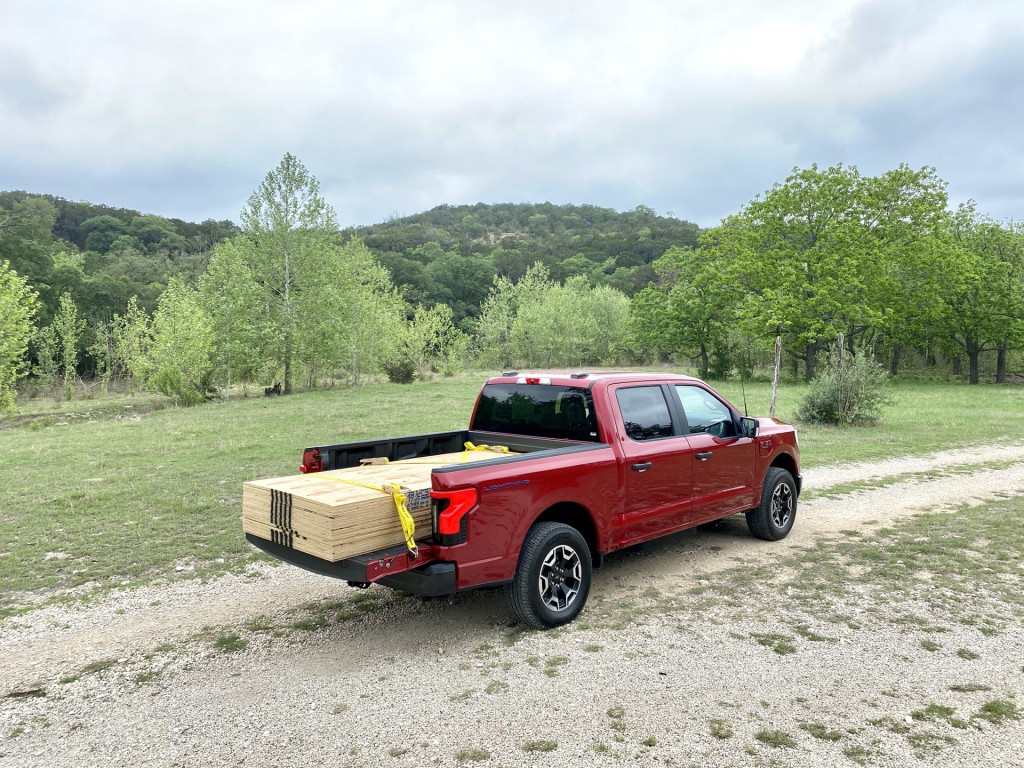 2022 Ford F-150 Lightning
