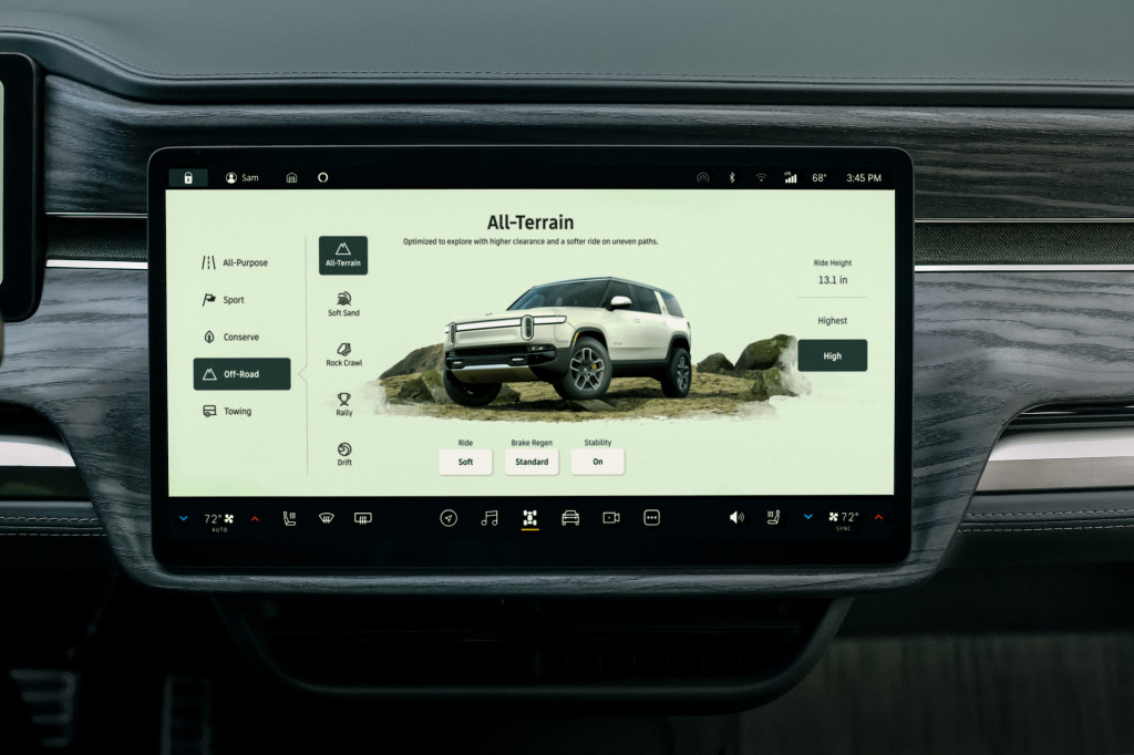 Rivian outfits the R1S's cabin with sustainable materials, plenty of technology, and some cool extras.