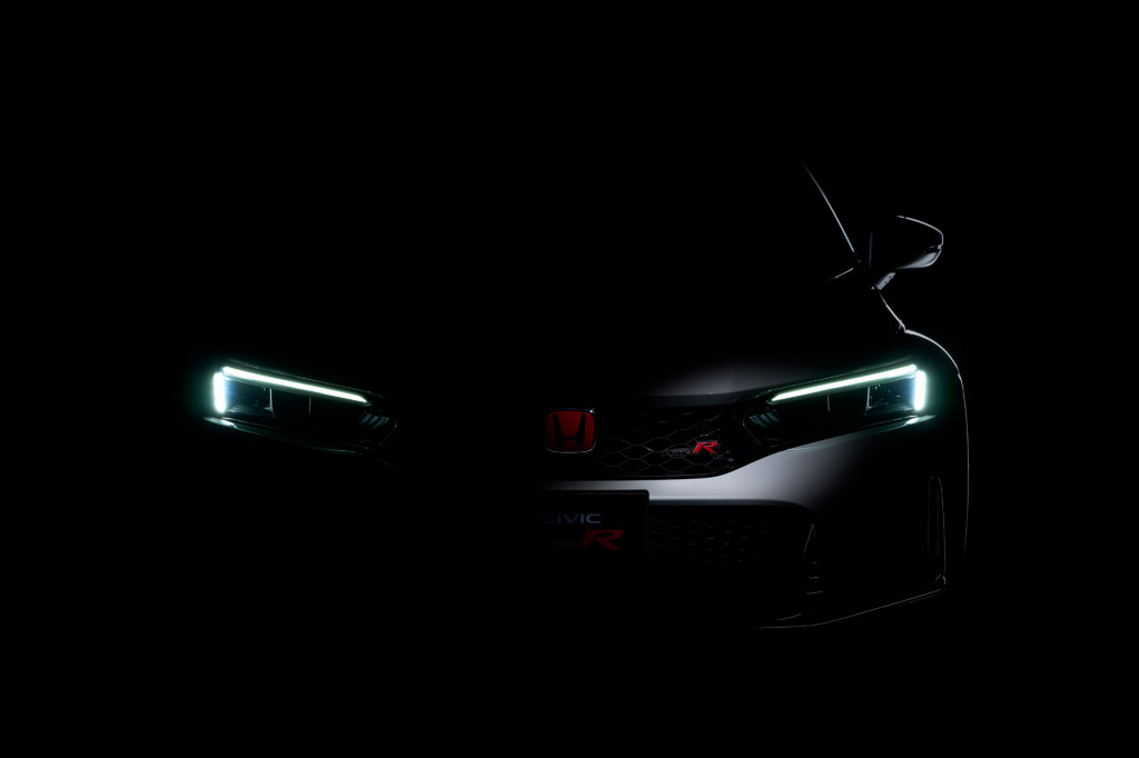 Teaser for 2023 Honda Civic Type R debuting on July 20, 2022 Teaser for 2023 Honda Civic Type R debuting on July 20, 2022