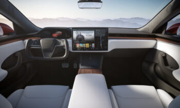 Yoke or not, some Teslas might have the wrong airbag