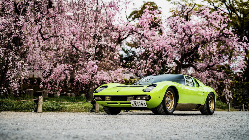 Lamborghini Miura SV