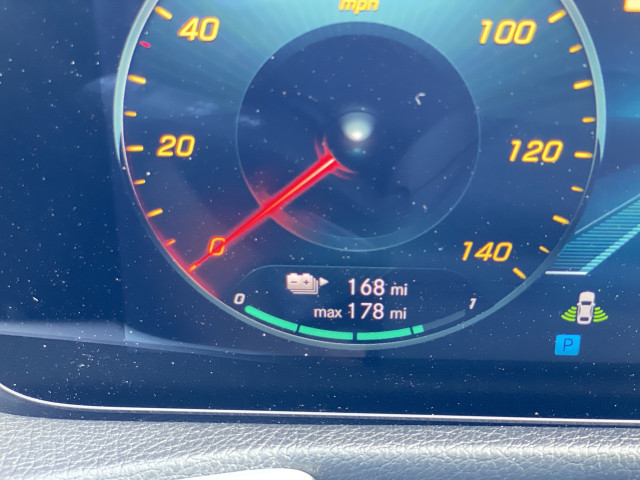 2022 Mercedes-Benz EQB 300