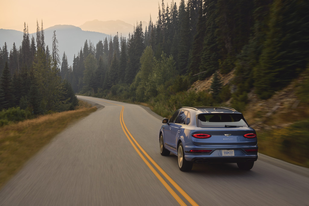 2023 Bentley Bentayga EWB