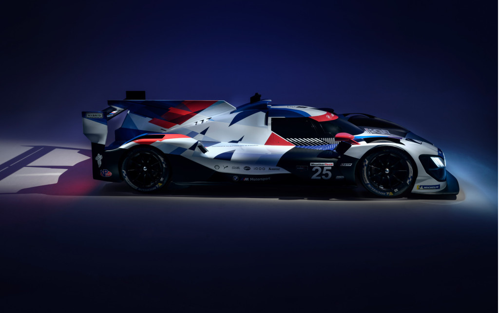2023 BMW M Hybrid V8 LMDh race car