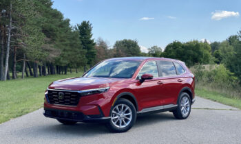 2023 Honda CR-V, Range Rover Sport top this week's new car reviews