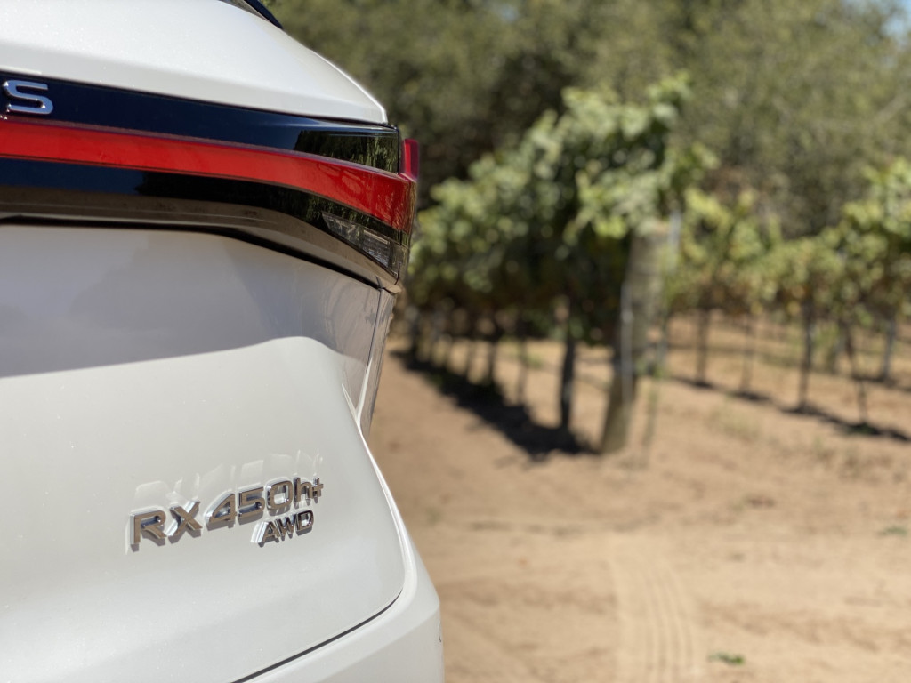 2023 Lexus RX 450h+ 2023 Lexus RX 450h+