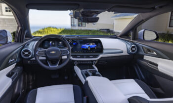 Preview: 2024 Chevrolet Equinox EV arrives with $30,000 price tag, 300 miles max range