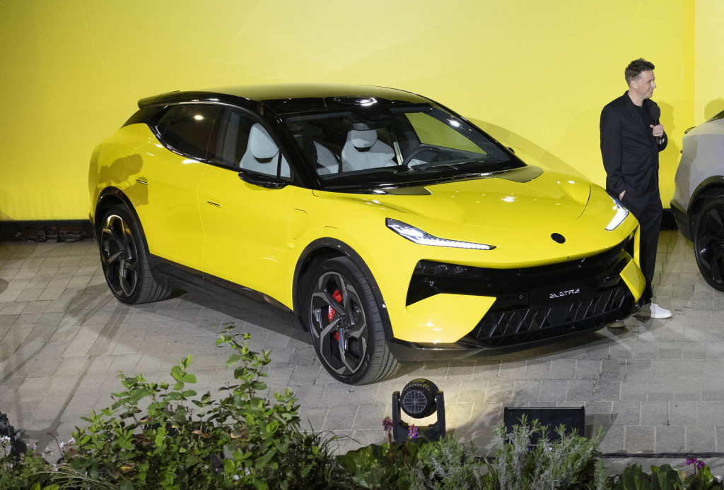 Lotus Eletre