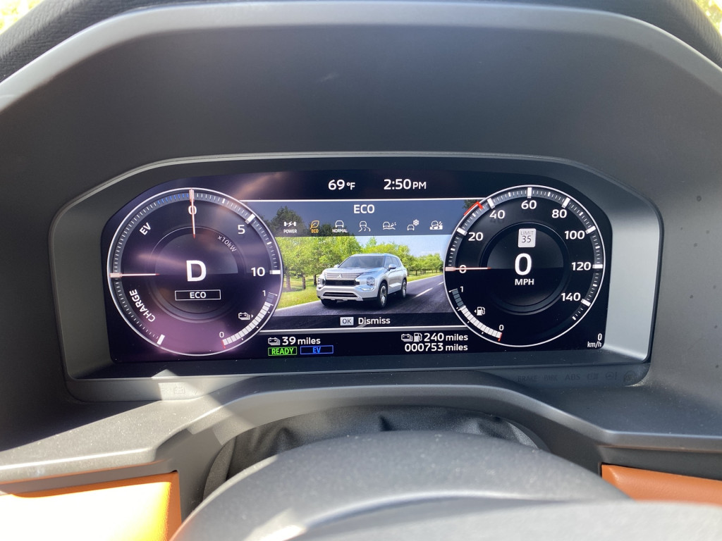 2023 Mitsubishi Outlander PHEV 2023 Mitsubishi Outlander PHEV