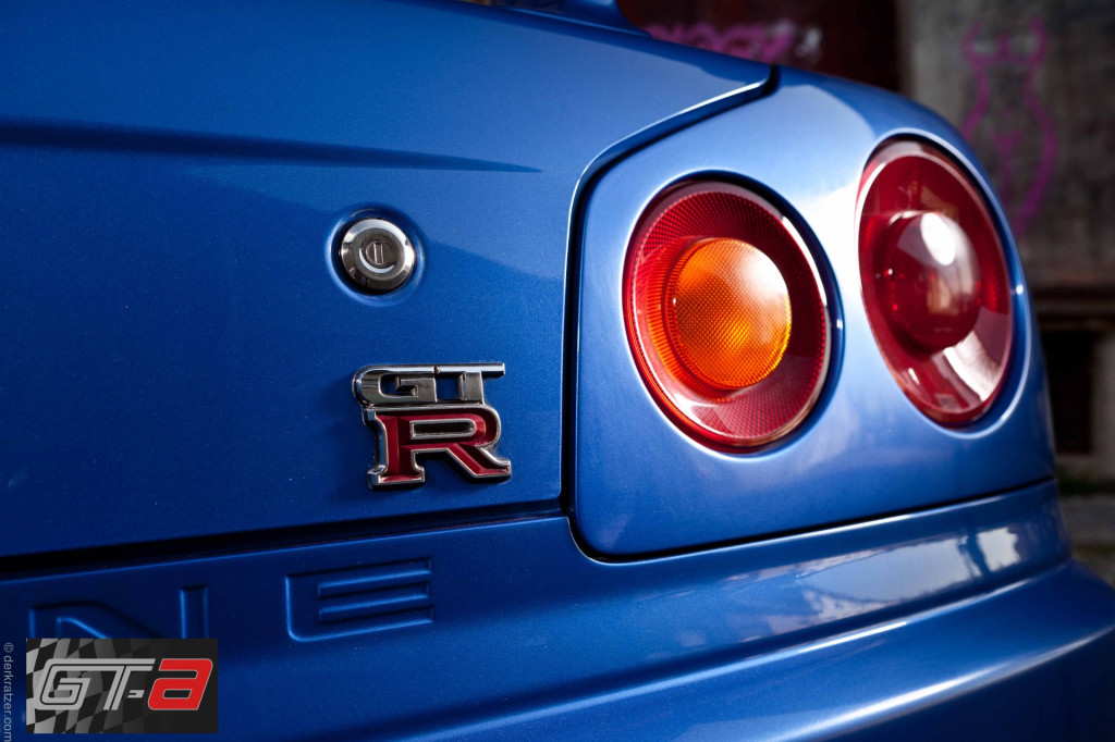 Nissan Skyline GT-R R34 driven by Paul Walker (photo via GT-A International)