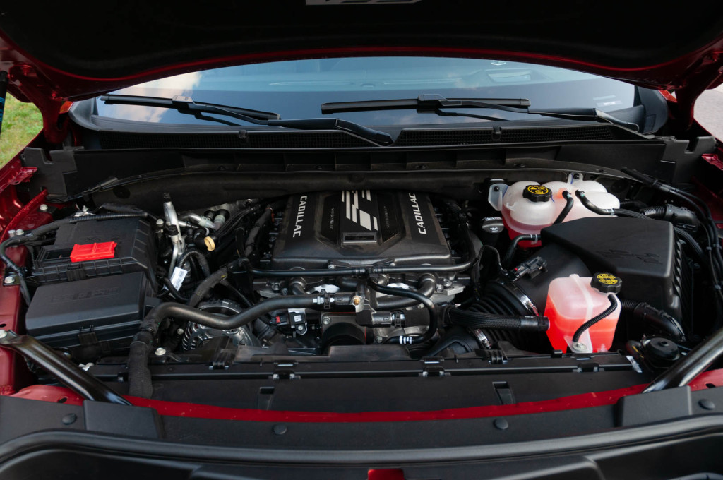 Fire, fury, and 682-hp thanks to a supercharged V-8 in the Escalade-V. Fire, fury, and 682-hp thanks to a supercharged V-8 in the Escalade-V.