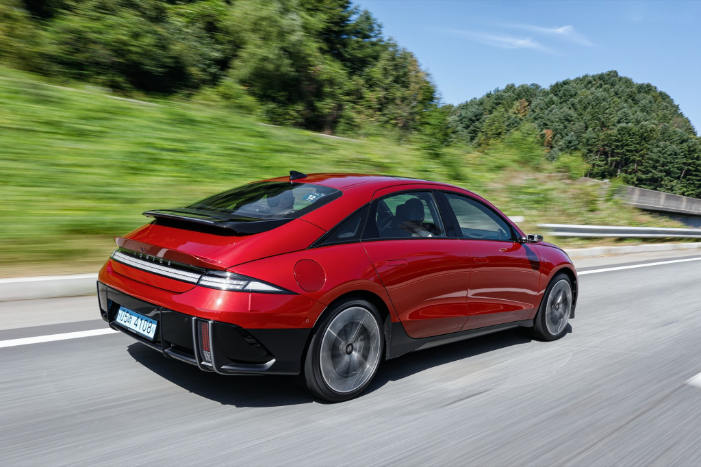 2023 Hyundai Ioniq 6 2023 Hyundai Ioniq 6