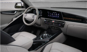 2023 Kia Niro EV starts near $40,000, beats base EV6 range