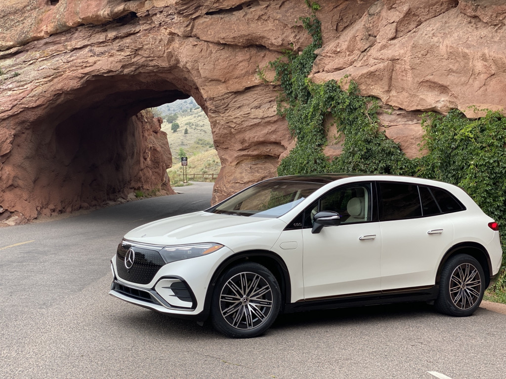 2023 Mercedes-Benz EQS SUV