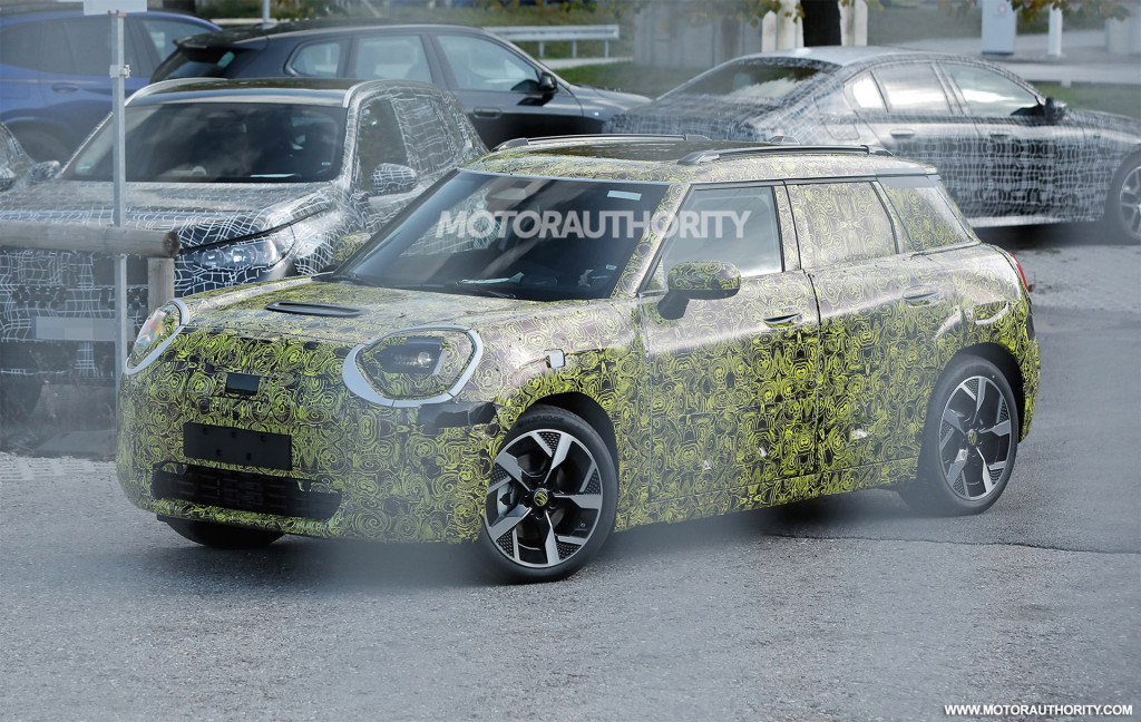 2025 Mini Aceman spy shots - Picture credit: S. Baldauf/SB-Medien