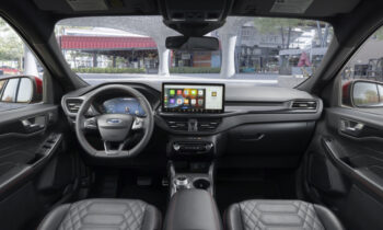 2023 Ford Escape arrives with fresh look, ST-Line grade