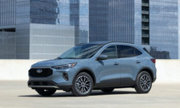 Ford Bronco Sport vs. Escape | The Car Connection