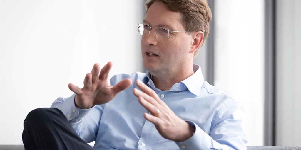 Ola Källenius, CEO of Mercedes-Benz Ola Källenius, CEO of Mercedes-Benz