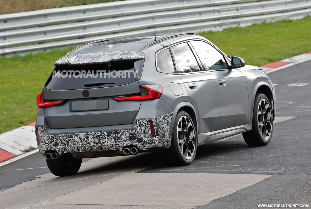 2023 BMW X1 M35i spy shots - Photo credit: S. Baldauf/SB-Medien 2023 BMW X1 M35i spy shots - Photo credit: S. Baldauf/SB-Medien