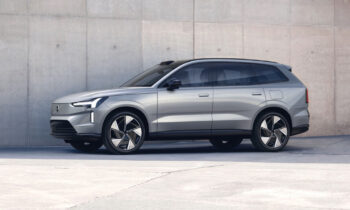 Software issues delay Volvo EX90 and Polestar 3 electric SUVs