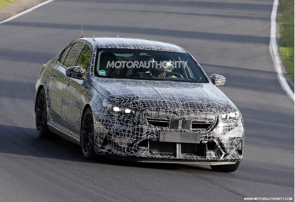 2025 BMW M5 spy shots - Photo credit: S. Baldauf/SB-Medien