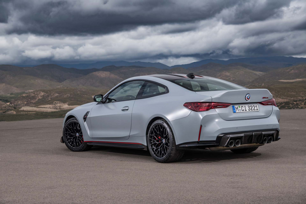 2023 BMW M4 CSL