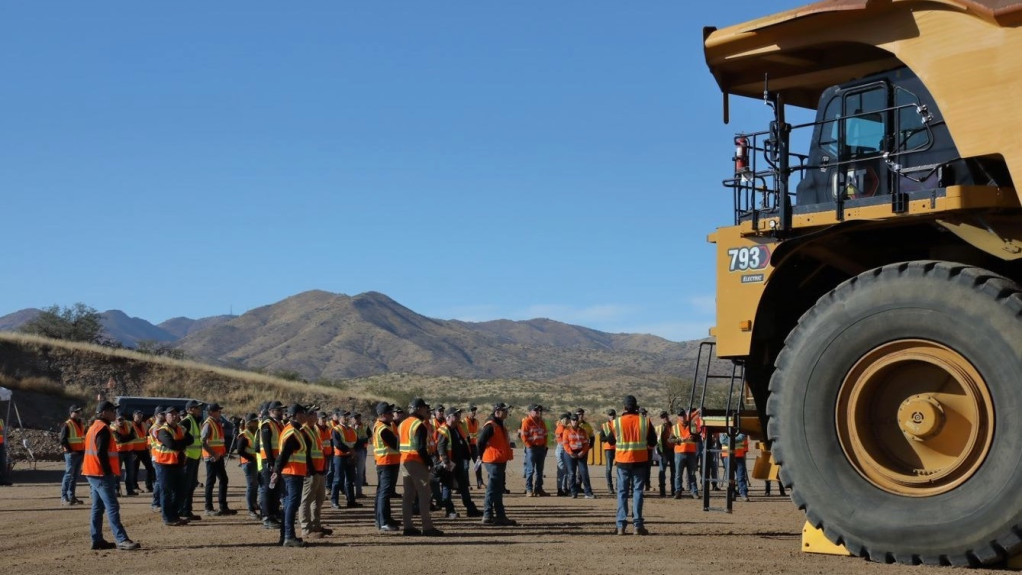 Caterpillar 793 electric mining truck prototype