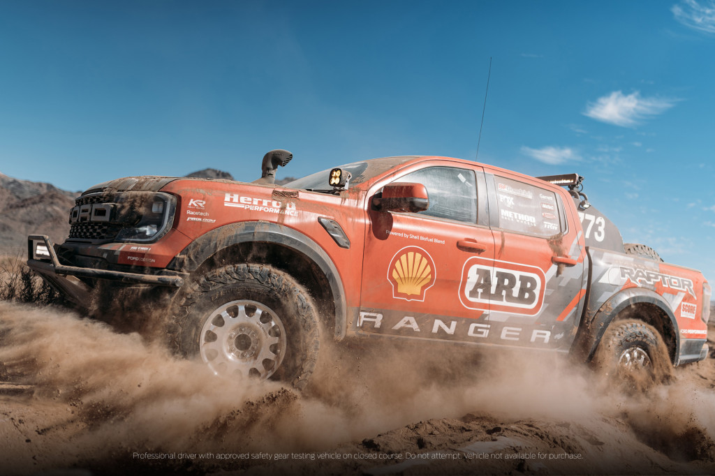 Ford Ranger Raptor race truck