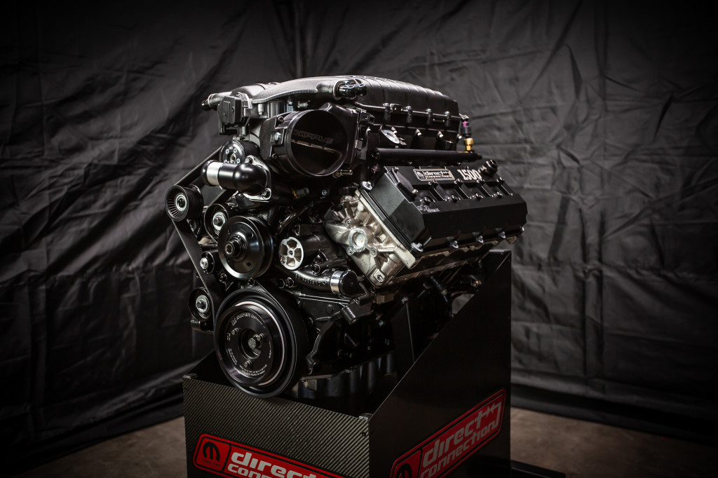 Mopar Direct Connection 1500 Hemi Crate Engine