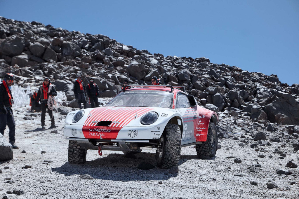 Rugged Porsche 911 duo climb world's tallest volcano