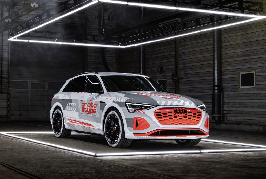Teaser for 2023 Audi Q8 E-Tron debuting on Nov. 9, 2022