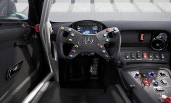 Mercedes-Benz AMG unleashes GT2 race car