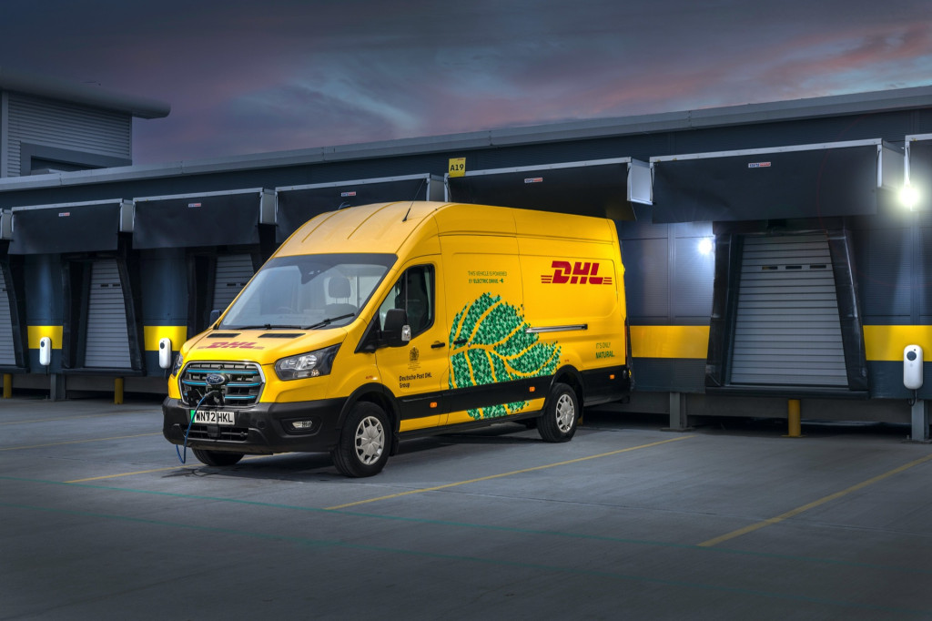 DHL Express - Ford E-Transit DHL Express - Ford E-Transit
