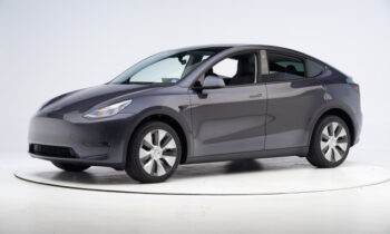 IIHS: Most family SUVs fail to protect rear passengers in a crash