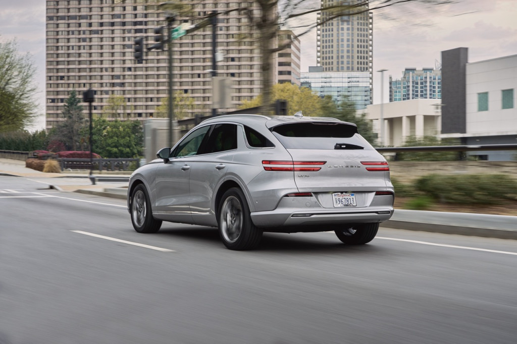 2023 Genesis Electrified GV70 test drive review