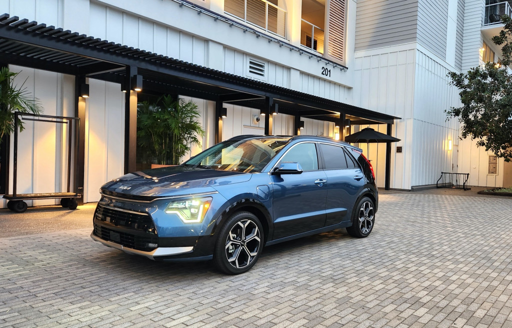 2023 Kia Niro Plug-In Hybrid