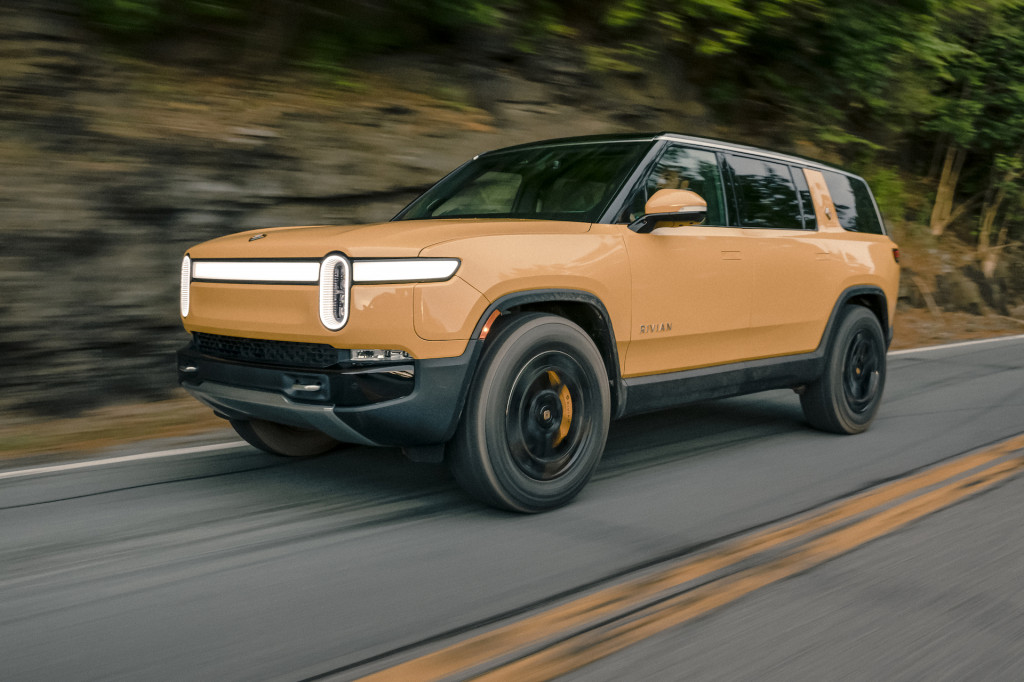 2023 Rivian R1S