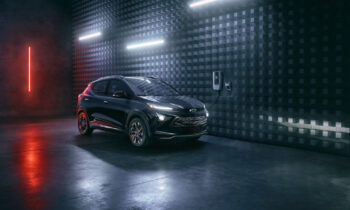 Study finds EV owners are less satisfied with dealership service