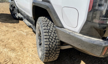 GMC Hummer EV Pickup climbs to 355-mile estimate, SUV at 314 miles