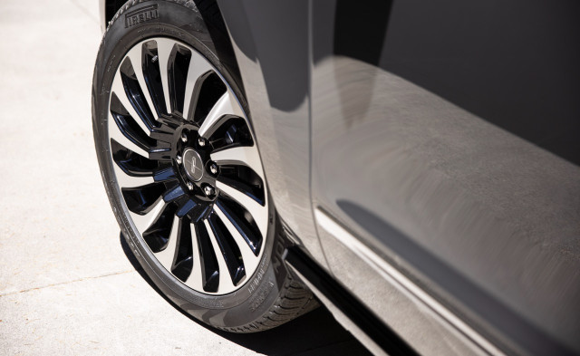 2023 Lincoln Navigator