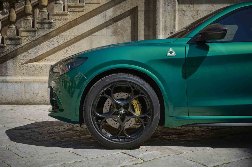 2024 Alfa Romeo Stelvio Quadrifoglio 100th Anniversario